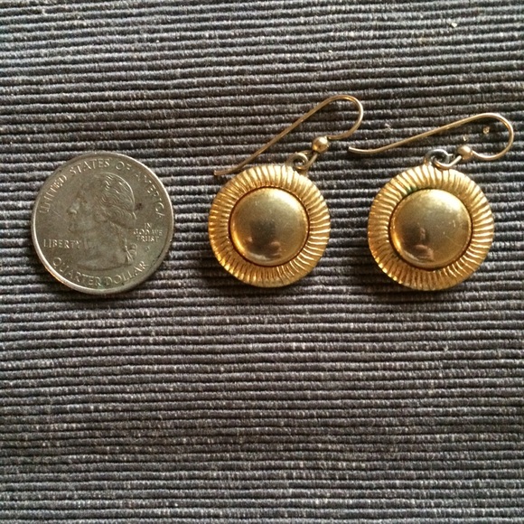VINTAGE Hanging Earrings - Picture 2 of 2